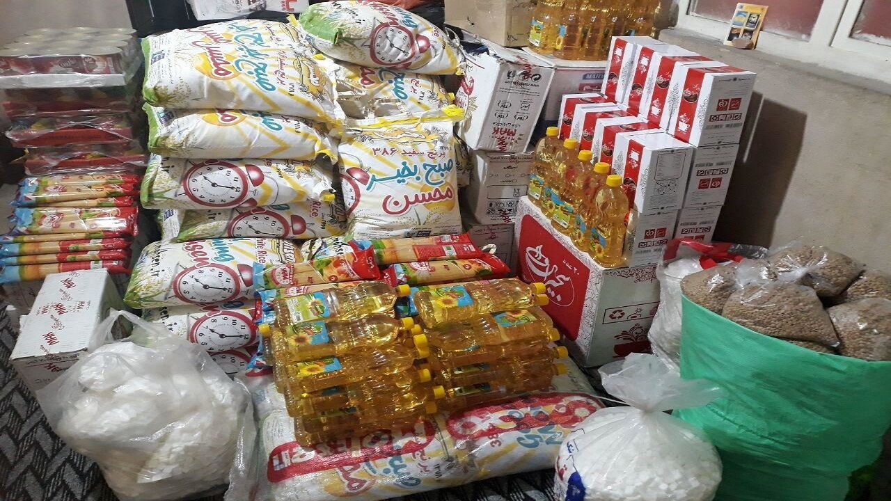 ۱۳۰ بسته معیشتی وقفی در سنندج اهدا شد