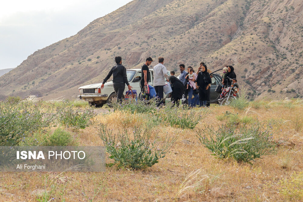 وضعیت سه روستای ساوه پس از رانش زمین