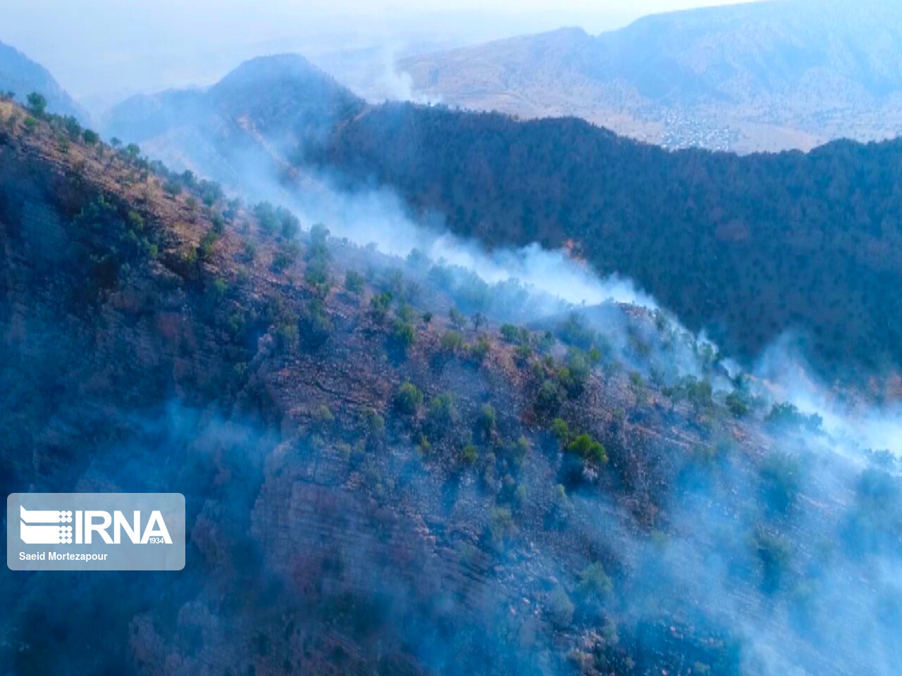 مهار آتش سوزی ارتفاعات خنگ و بنار و قلات گچساران