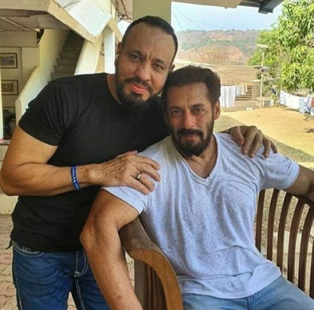 چهره ها/ سلمان‌خان و بادیگاردش