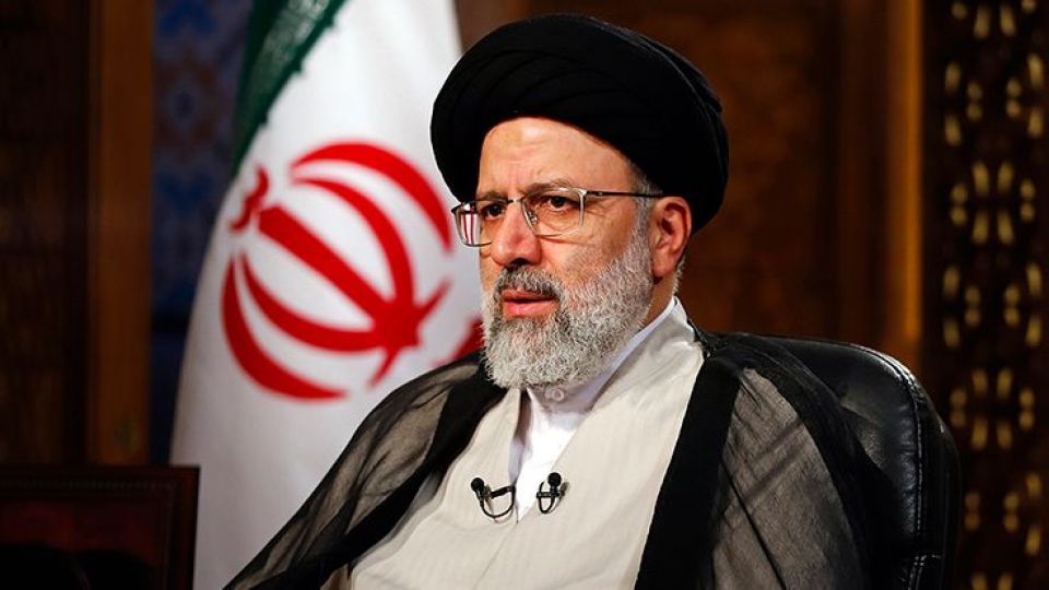 انتقاد رئیسی از تخریب آلونک‌ها به جای برخورد با کاخ‌سازی‌های غیرقانونی