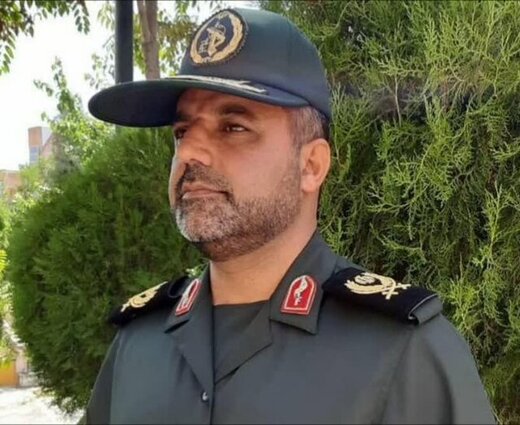 اعطای درجه سرداری به یک فرمانده سپاه با موافقت فرمانده کل قوا