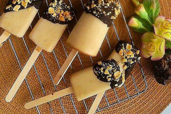 شيريني ها/ بستني موزي براي خوشمزه شدن روزهاي بلند