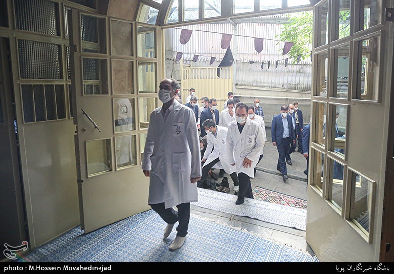 تجدید میثاق کادر درمان بیمارستان جماران با امام خمینی (ره)