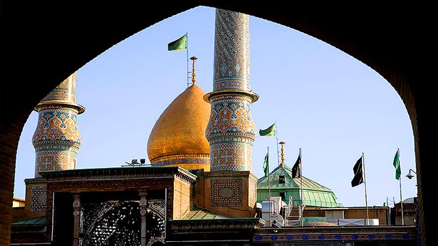 پخش زنده ویژه برنامه تعویض پرچم گنبد منور حضرت سیدالکریم(ع)