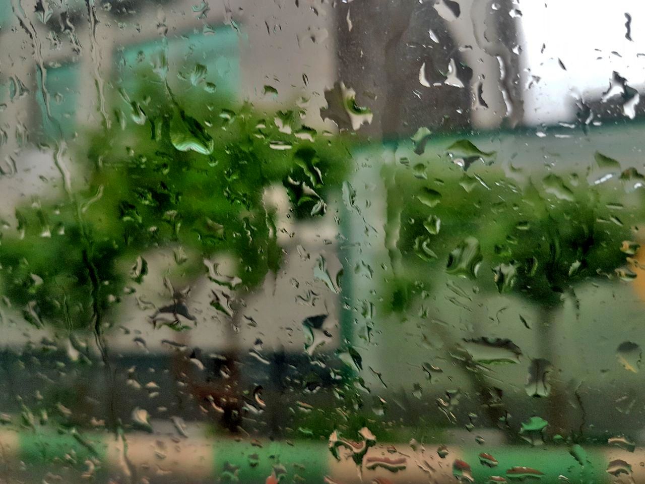 باران‌های بهاری همچنان ادامه دارد