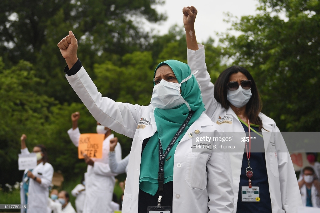 پیوستن کادر درمانی آمریکا به صف معترضان