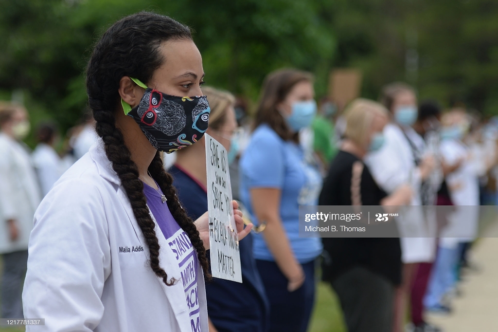 پیوستن کادر درمانی آمریکا به صف معترضان