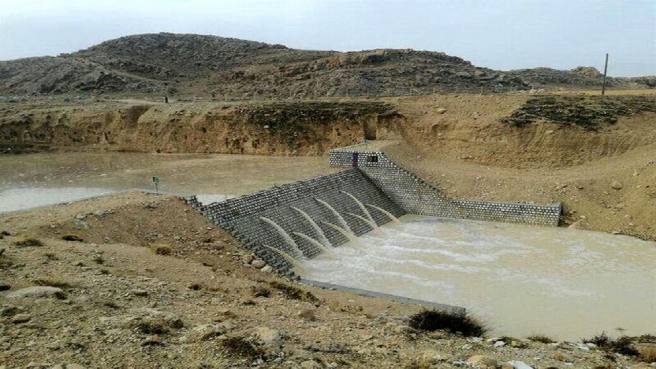 ۴۵ بند خاکی در دامغان پر آب شدند