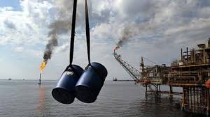 خروج بازار قیمت نفت از دست سعودی‌ها