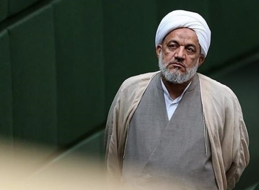 انتقاد آقاتهرانی از دعوای نمایندگان بر سر عضویت در یک کمیسیون خاص