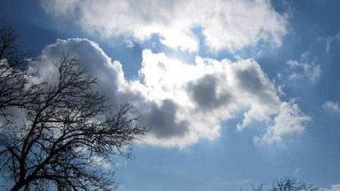 وزش باد نسبتا شدید در همدان