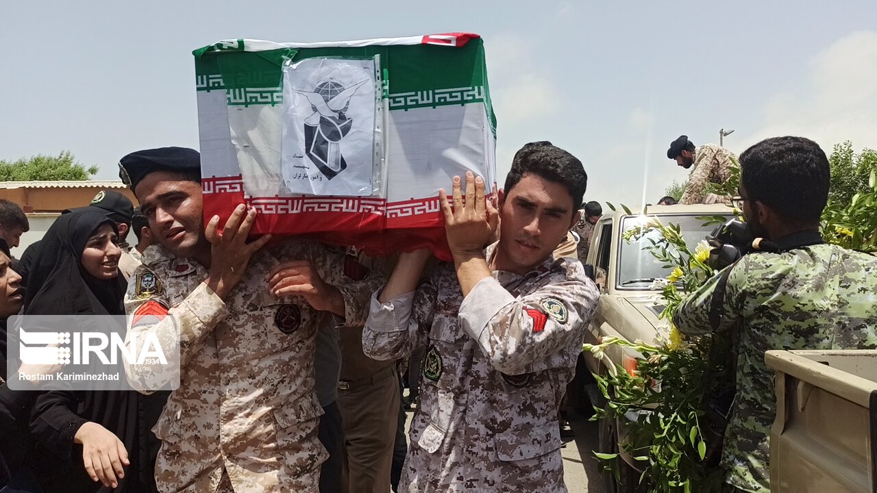 پیکر جانباز شهید در بافق تشییع شد