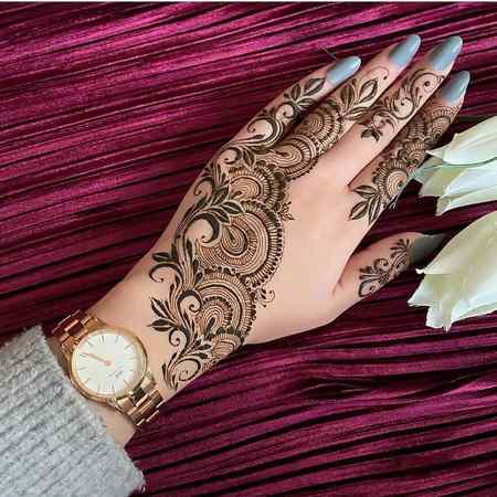 مدل نقش حنا دخترانه شیک و ساده