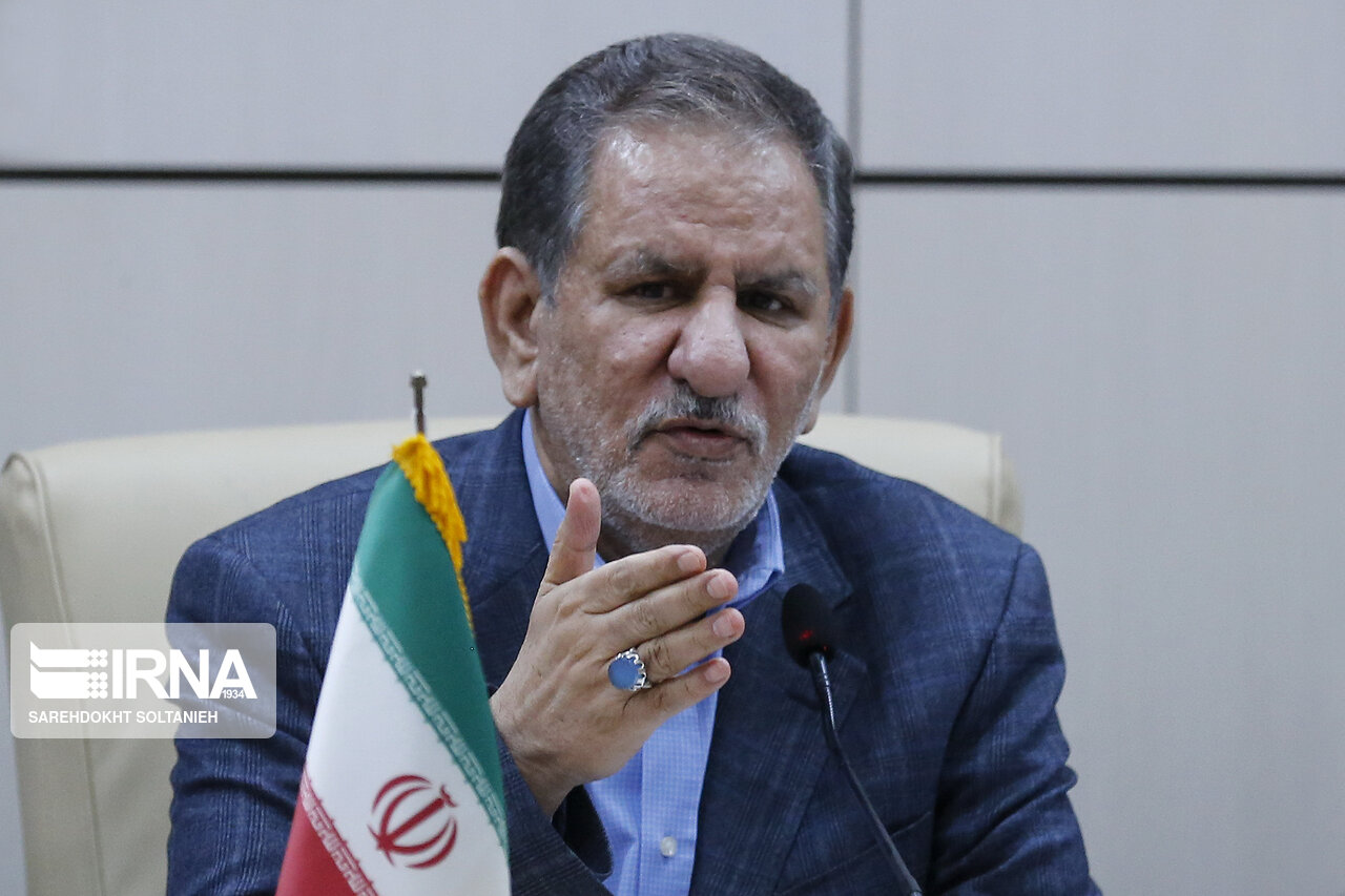 جهانگیری: دولت سه و نیم میلیون شغل ایجاد کرده است