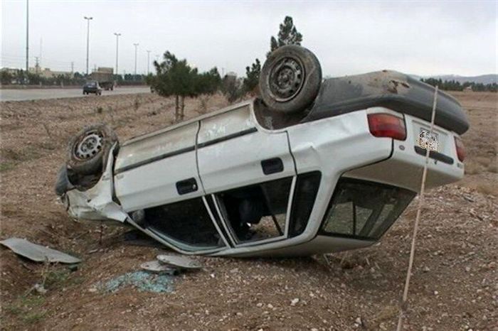 واژگونی 2 خودرو در جاده‌های استان همدان 3 زخمی برجای گذاشت