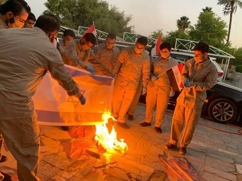 تصویر الکاظمی زیر پای رزمندگان آزادشده حشدالشعبی