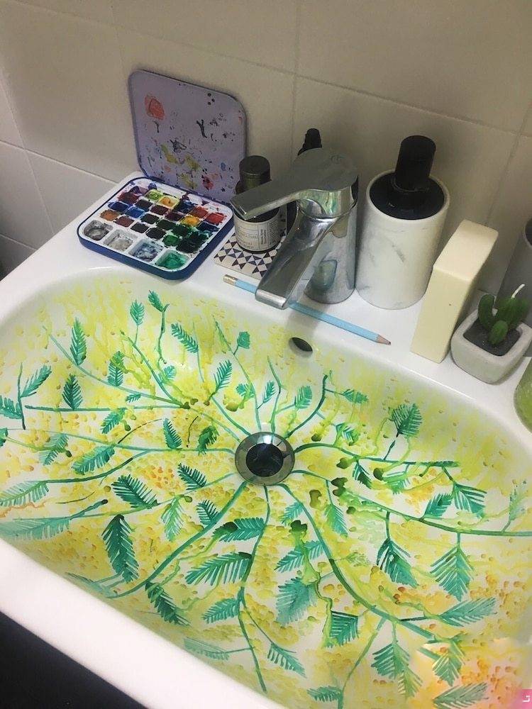 تبدیل سینک روشویی به بوم نقاشی 
