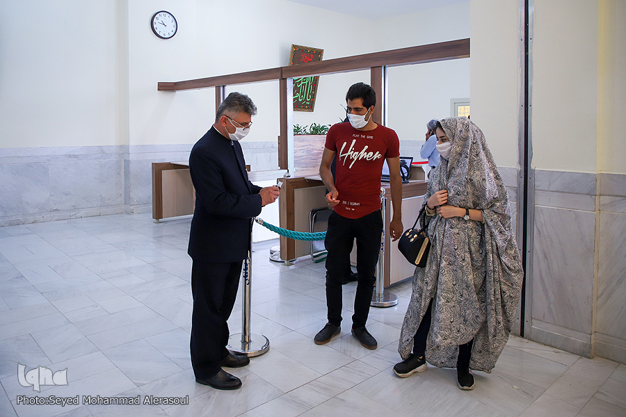 خوان هشتم در مهمان‌سرای حضرت