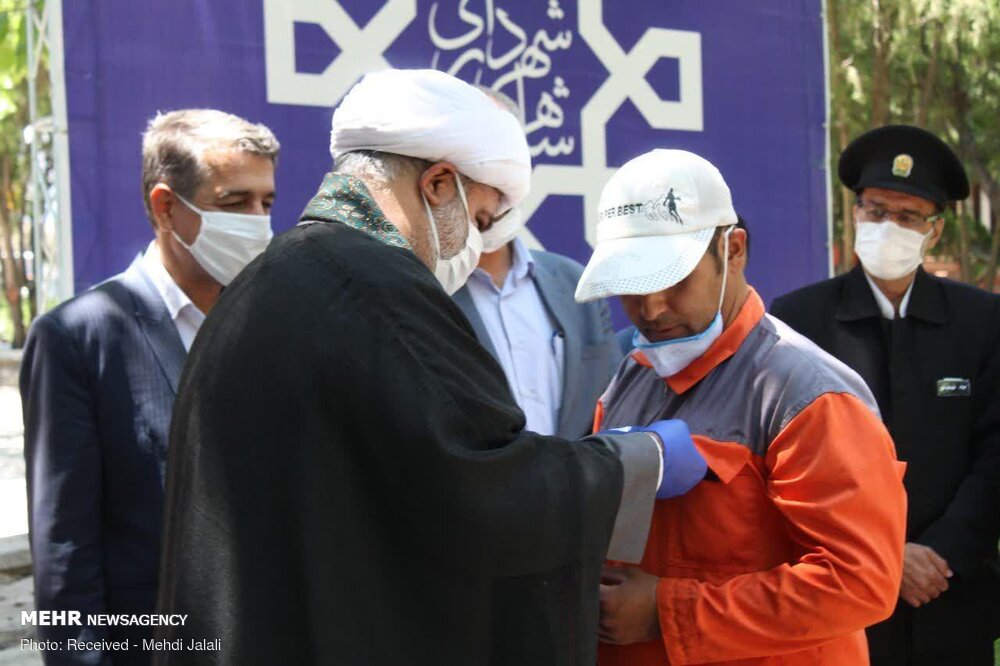 کاروان «زیر سایه خورشید» در استان سمنان