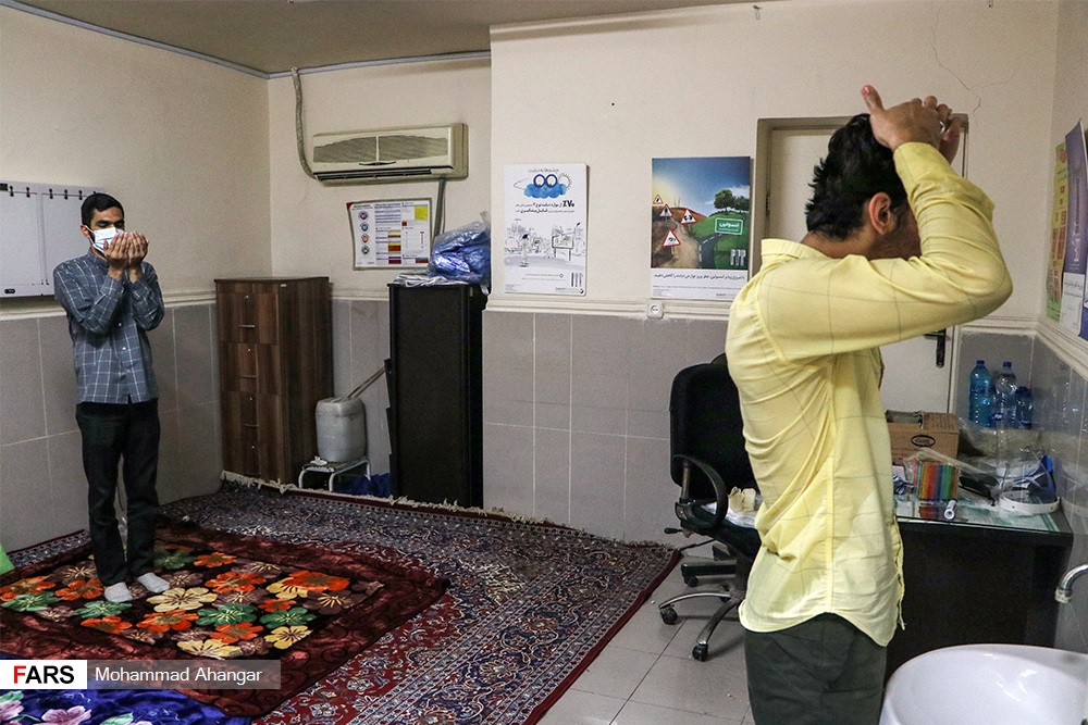 عکس/ طلاب جهادی در خط مقدم مبارزه با کرونا