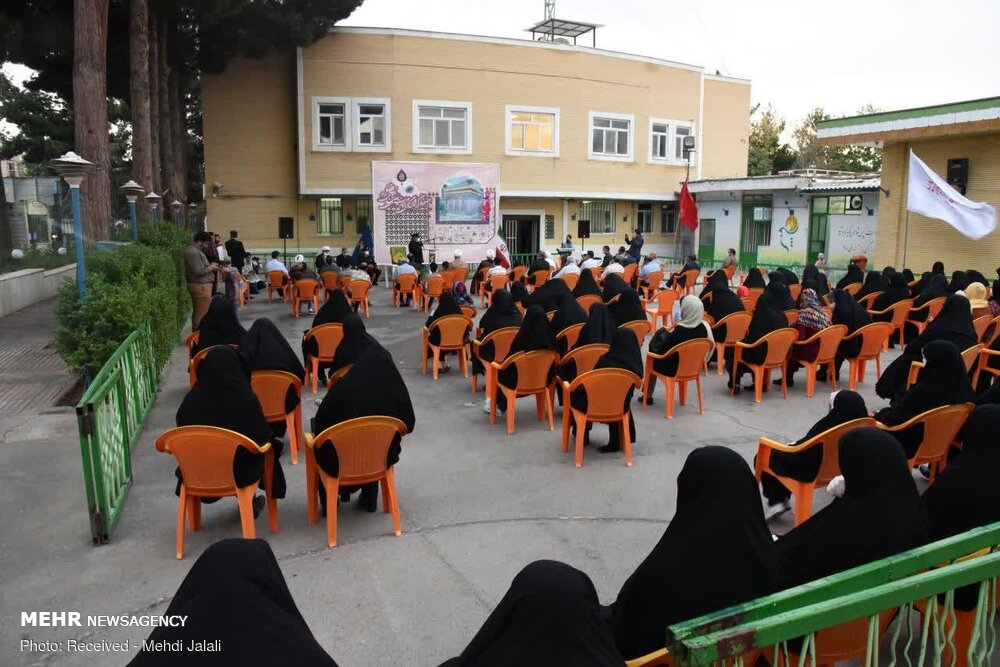 کاروان «زیر سایه خورشید» در استان سمنان