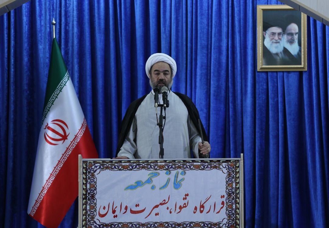 قطع آب داد امام جمعه زاهدان را درآورد