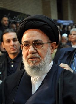 شعار علیه موسوی خوئینی‌ها در قم