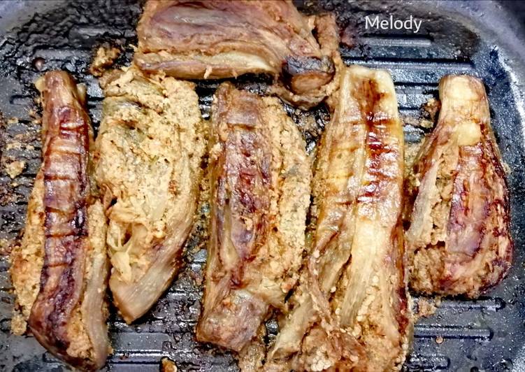 آموزش تهيه بادمجان شکم‌ پر گيلان