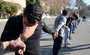 سرکرده باند اراذل و اوباش در بروجرد دستگیر شد