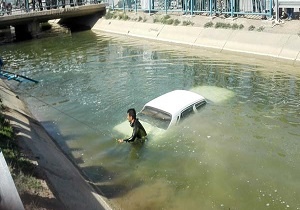 سقوط مرگبار پیکان به داخل کانال آب در دزفول