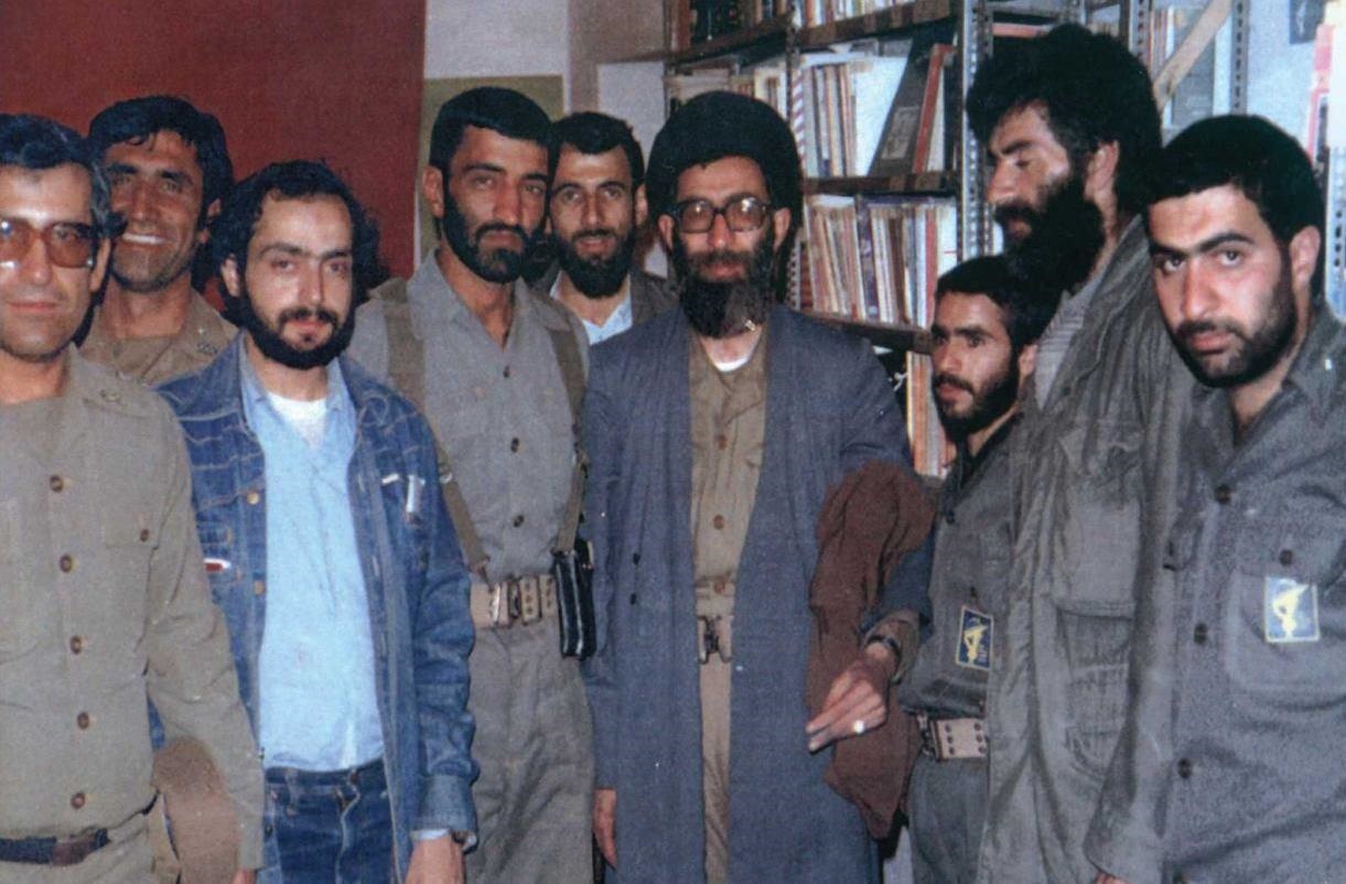 تصاویر کمتر دیده شده از احمد متوسلیان