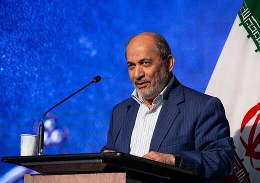 رفیق‌دوست جوابِ غرضی را داد