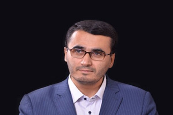 خط و نشان متفکر آزاد برای دولت