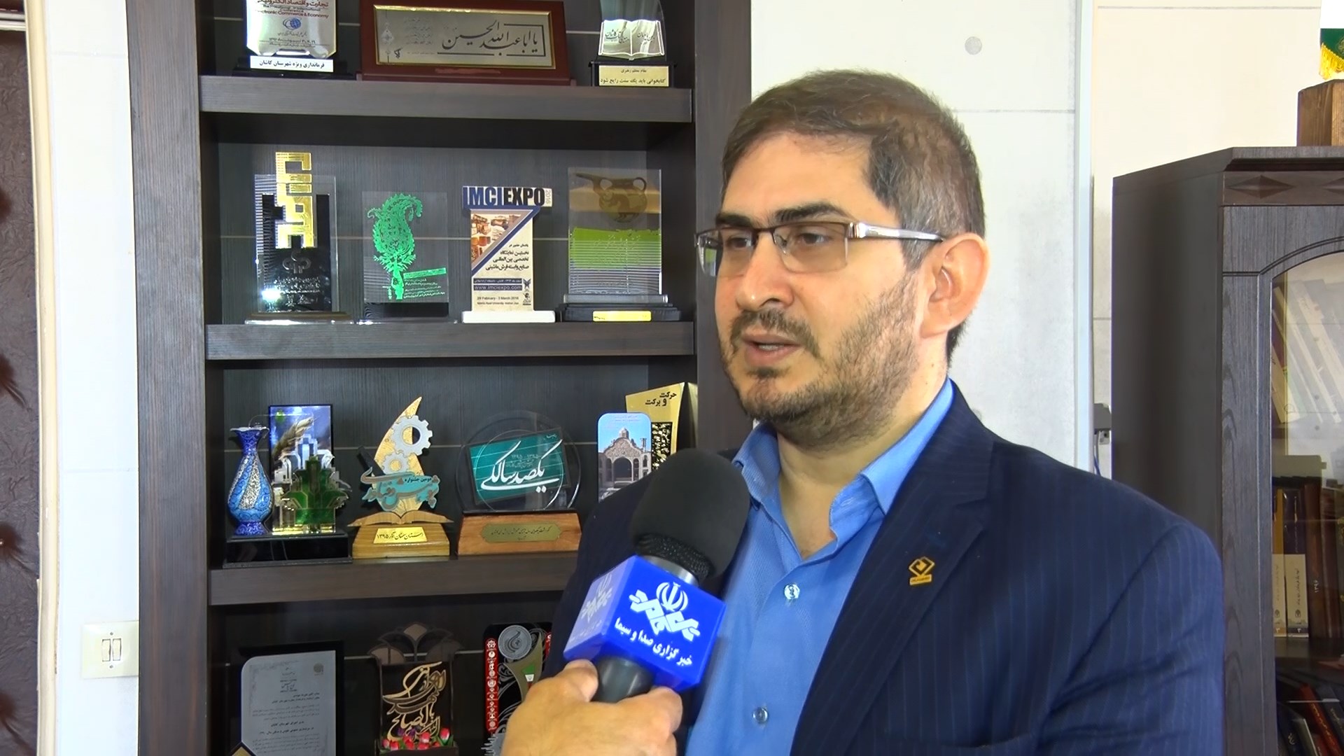 کاشان قرمز شد