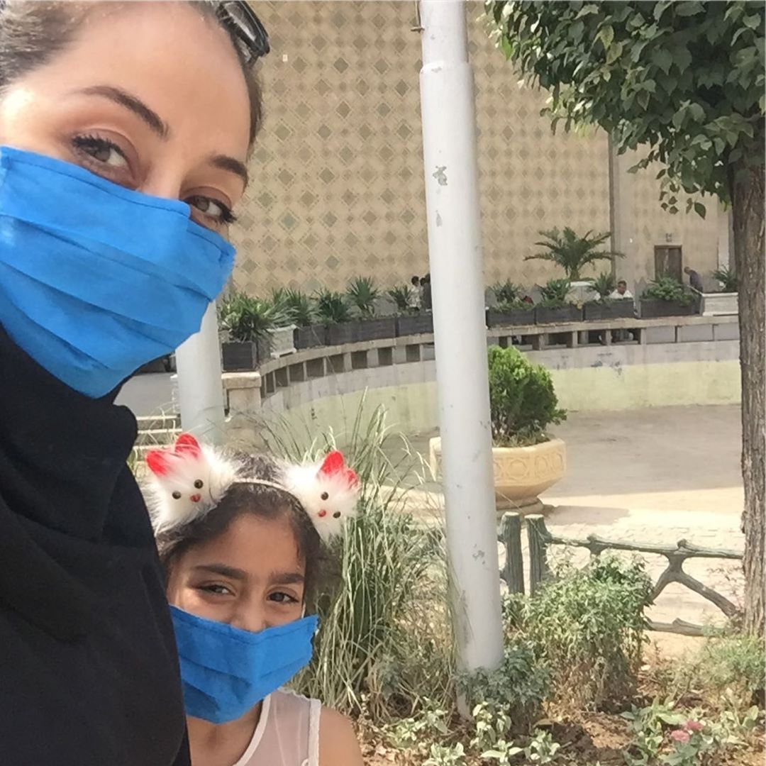 چهره ها/ روزگار کرونایی آرزو افشار و دخترش