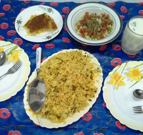 از شما/هويچ پلو و سالاد