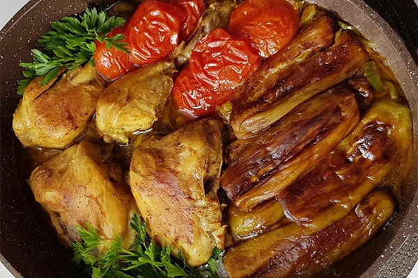 ناهار/ خورشت ترش و لذيذ غوره مسما با مرغ