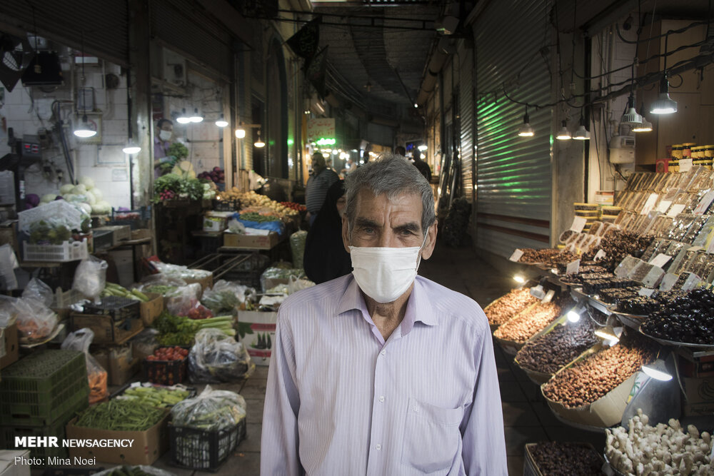 من ماسک می زنم