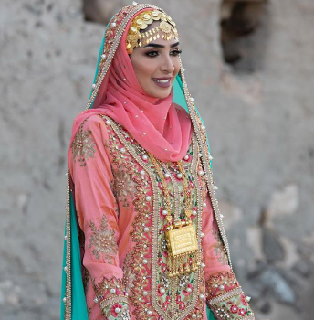 شیک‌پوشی بلوچ‌ها و پایبندی‌شان به عروسی‌های 8 مرحله‌ای!