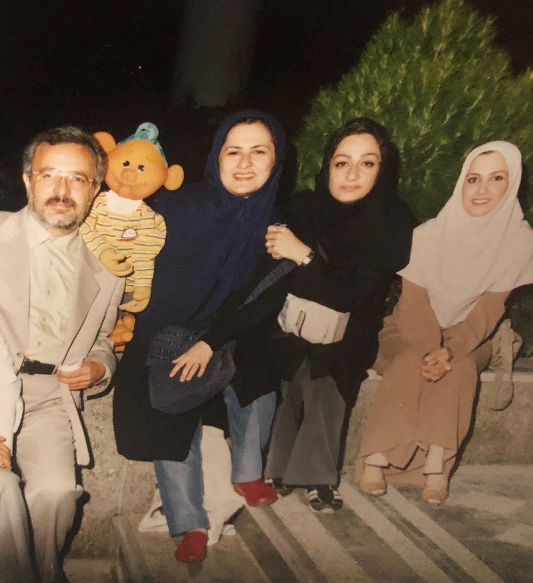 چهره‌ ها/ عکس زیرخاکی از خاله نرگس