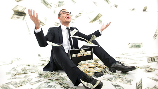 تنها راه خوشبخت شدنم ازدواج با دختری پولدار است!