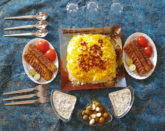 از شما/ناهار امروز  ما. بفرمايين😋 