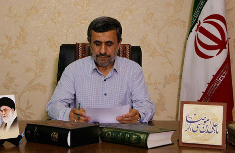 ادعایی در مورد نامه‌نگاری احمدی نژاد با ولیعهد سعودی