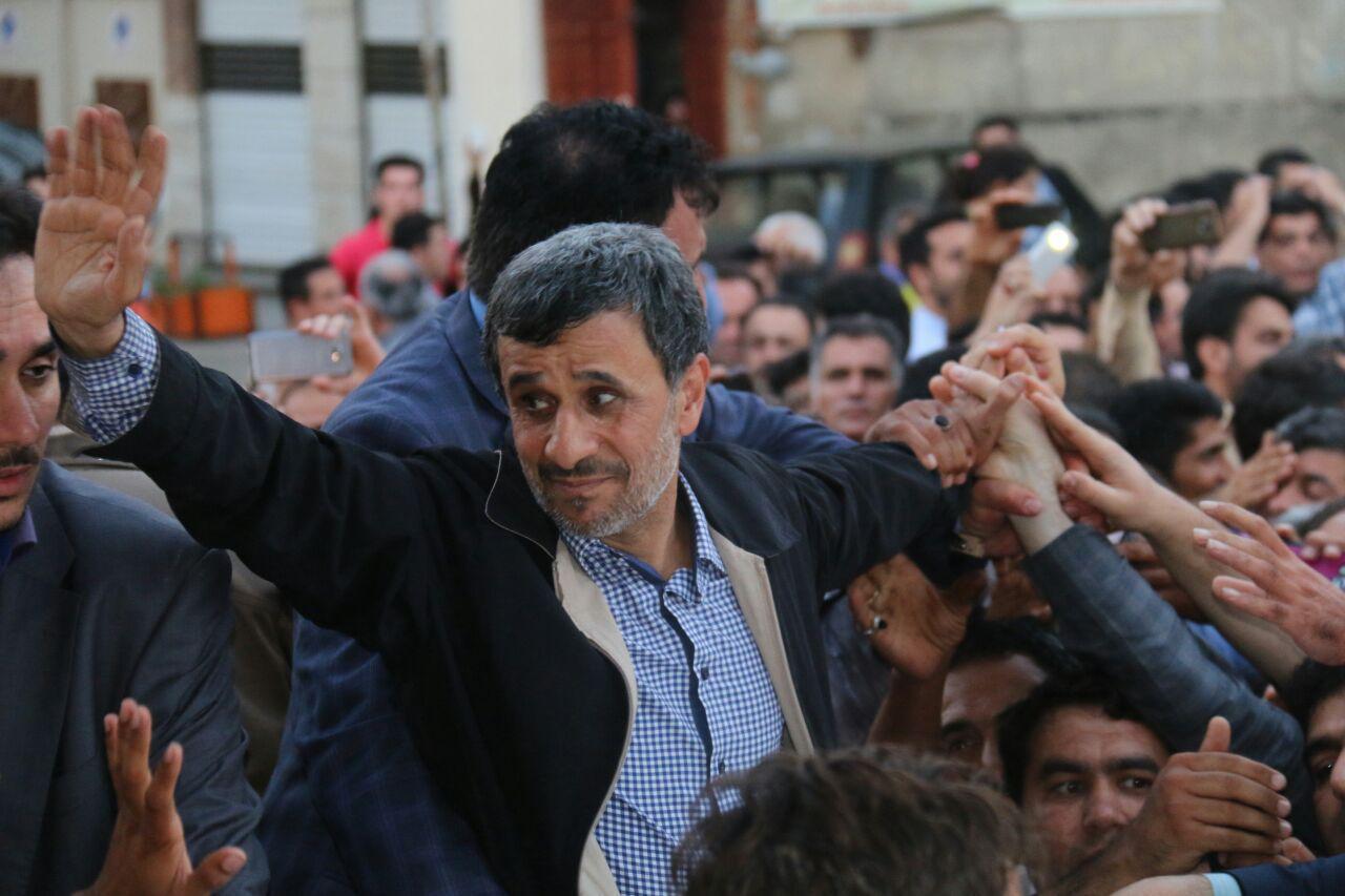 دنبال بازگشت دوران احمدی‌نژاد هستید؛ کتمان می‌کنید