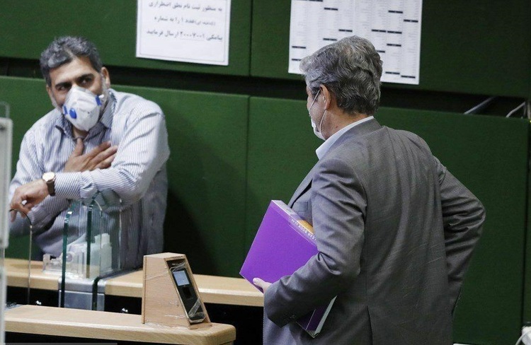 داستان پر پیچ و خمِ "خروج" تاجگردون از مجلس