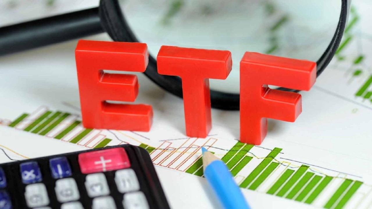 تکلیف دولت برای ETF