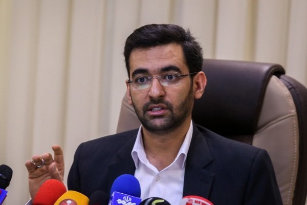 وزیر ارتباطات: فیلترینگ در اختیار من نیست