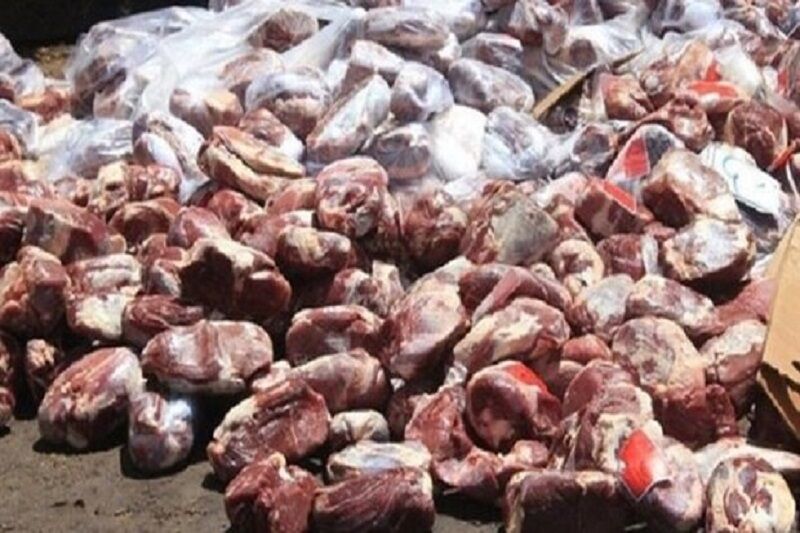 ۱۴۰ کیلوگرم گوشت قرمز غیربهداشتی در اسلام‌آبادغرب ضبط شد