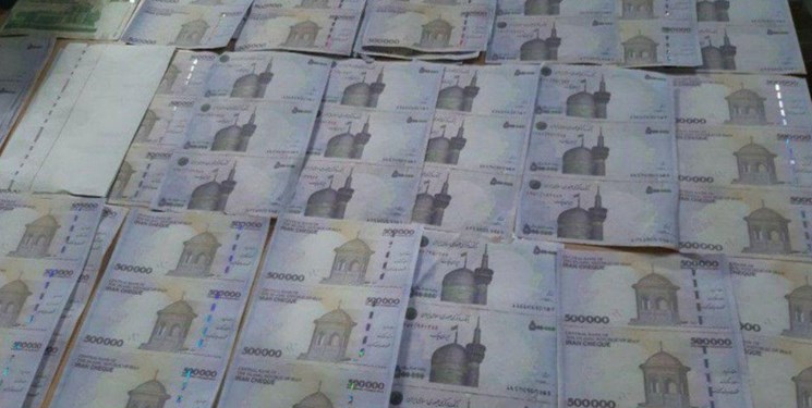 دستگیری جاعل اسکناس و اسناد در مراغه